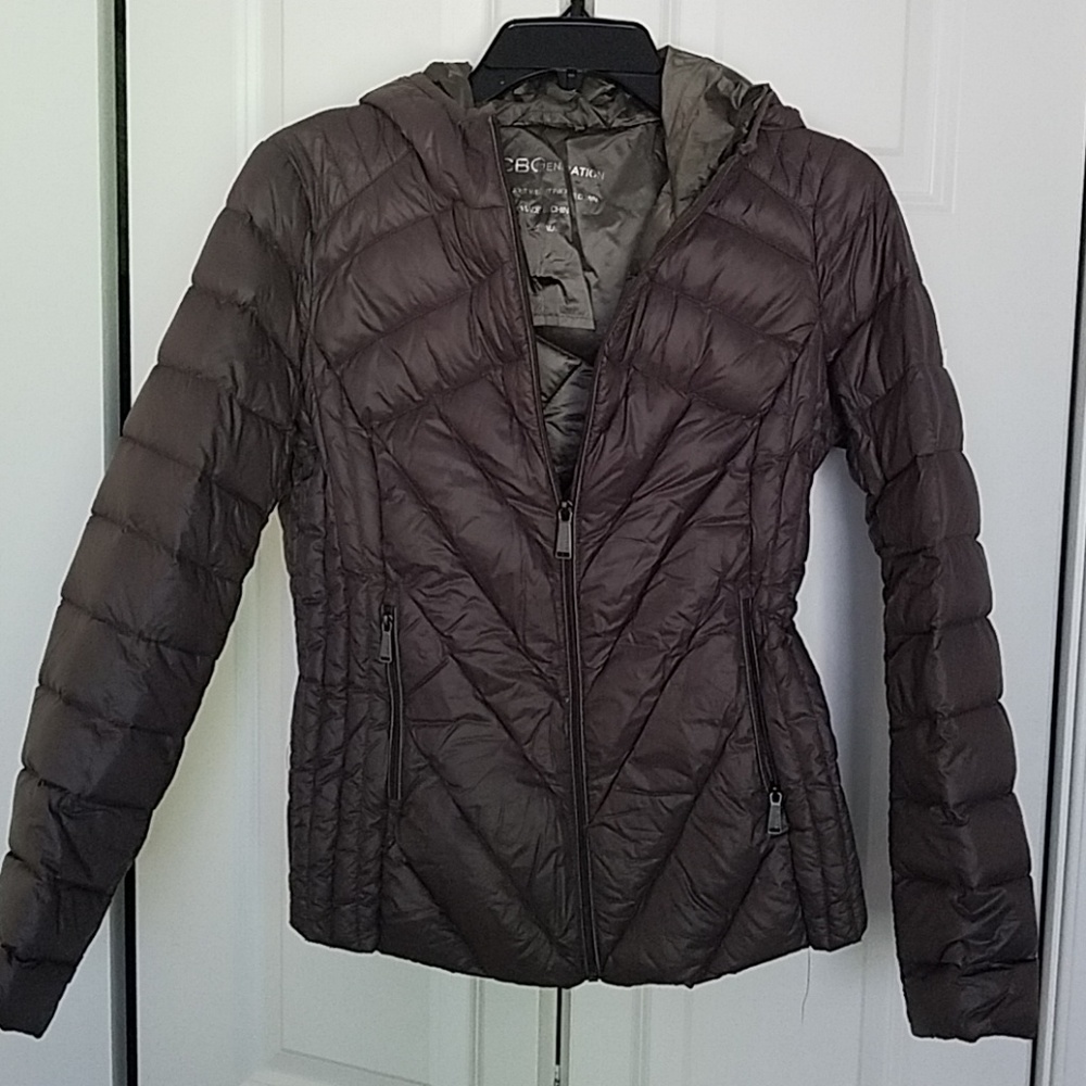 Women small light down jacket